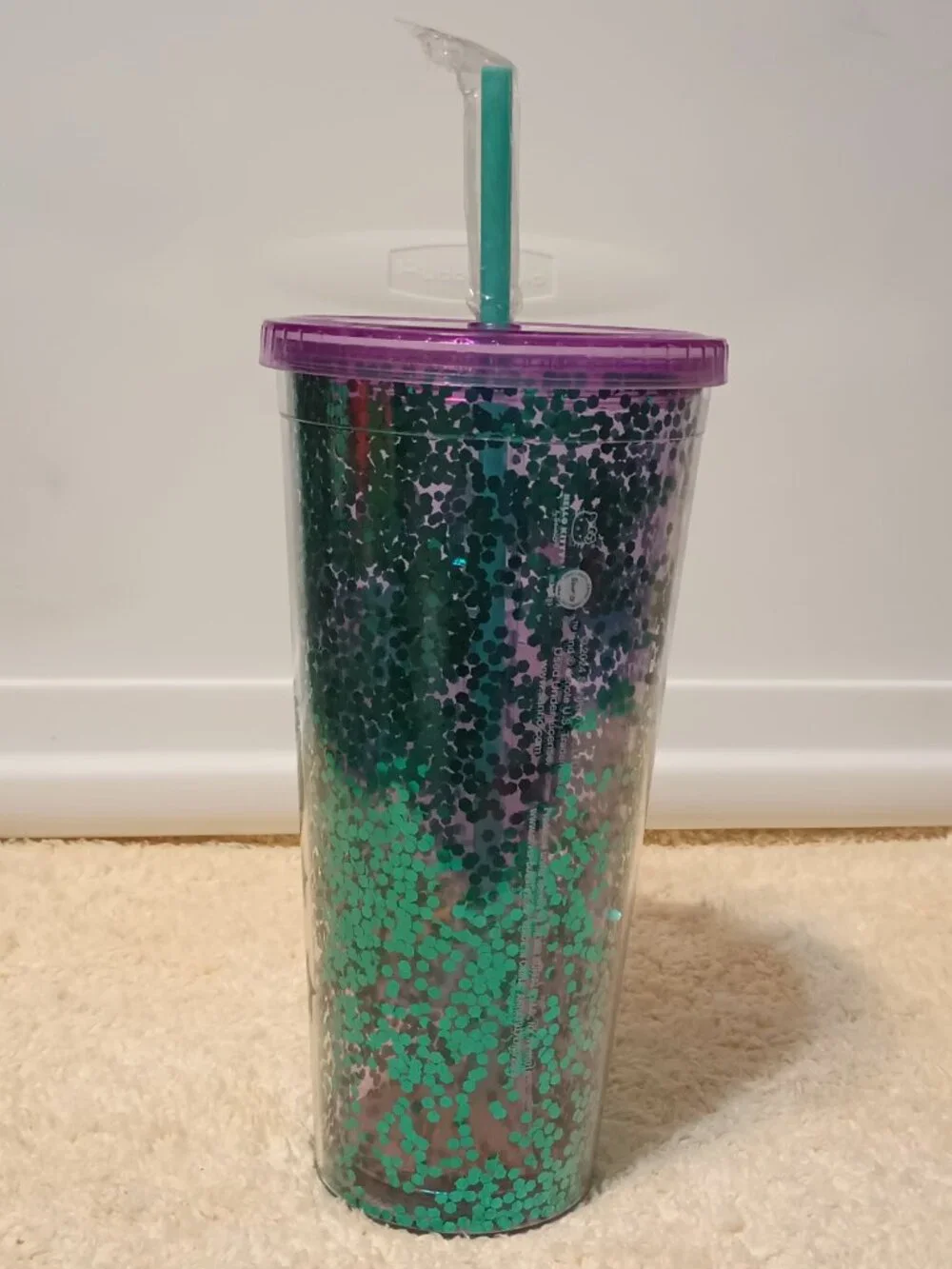NWT ~ Sanrio Hello Kitty 32 Oz. Confetti Travel Tumbler with Secure Lid & Straw